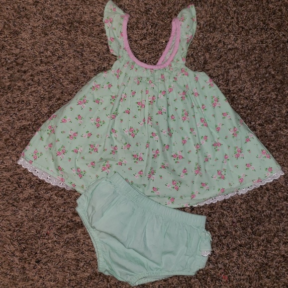 Nannette baby size 6-9 months - Picture 1 of 3